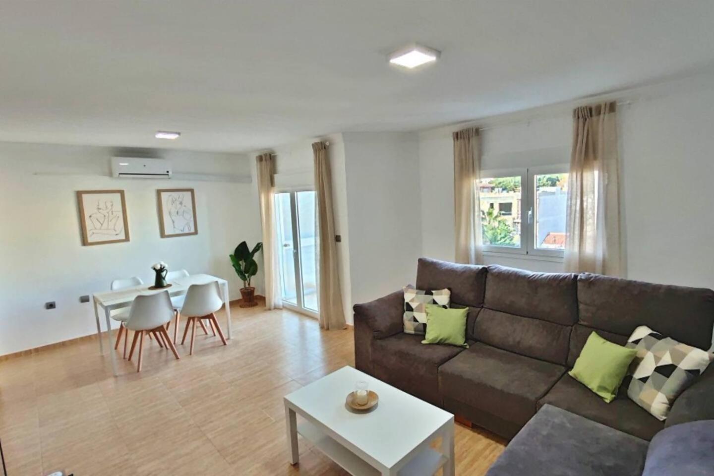 Apartamento Paseo Larios Torre Del Mar Eksteriør bilde